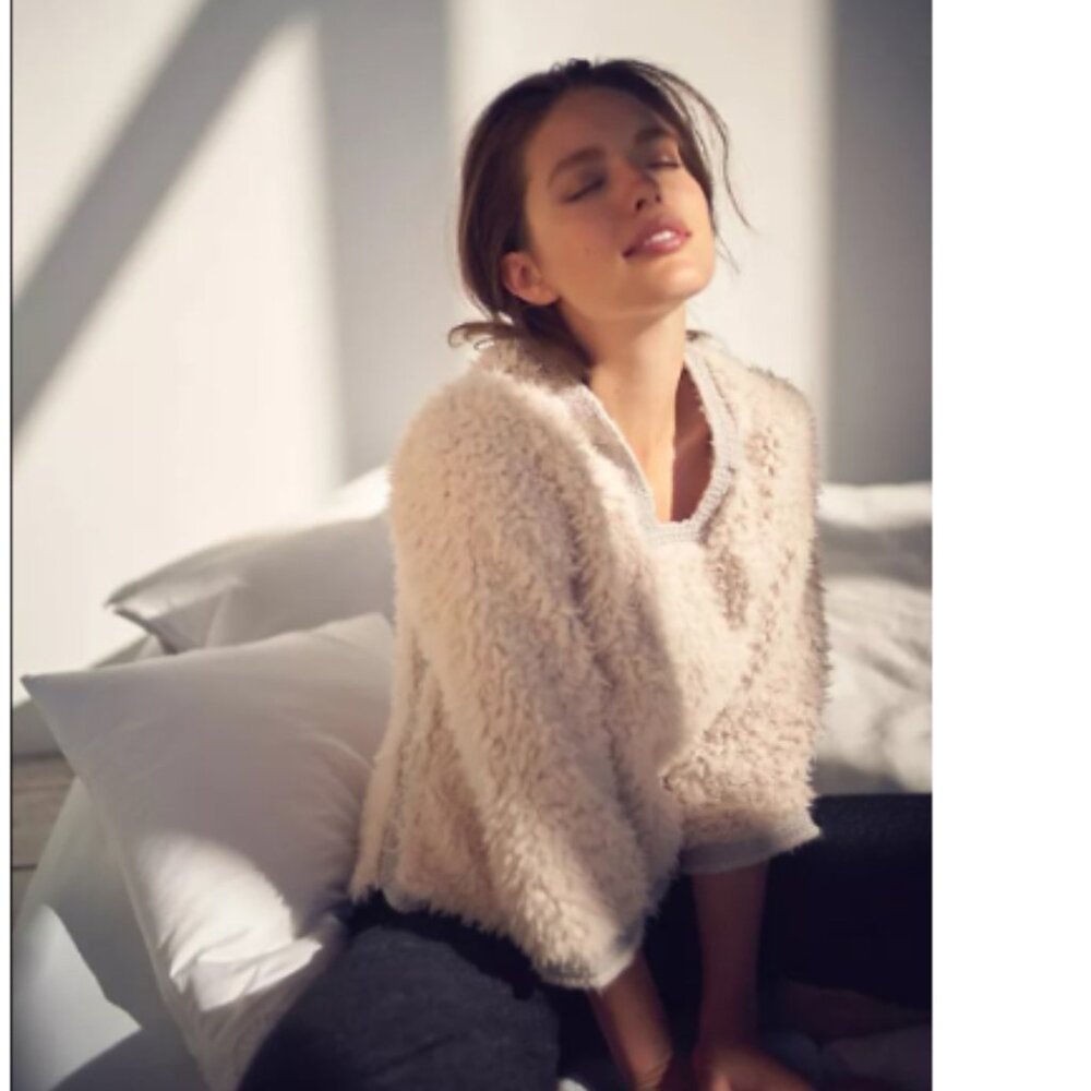 NWT Anthropologie Akemi + Kin Fleece Sherpa Pullover Hoodie Sweater L - Picture 4 of 10